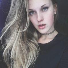 Стейс Крамер