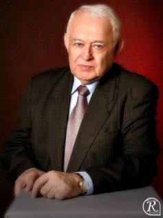 Михаил Ефимович Литвак