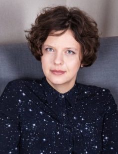 Юлия Лапина